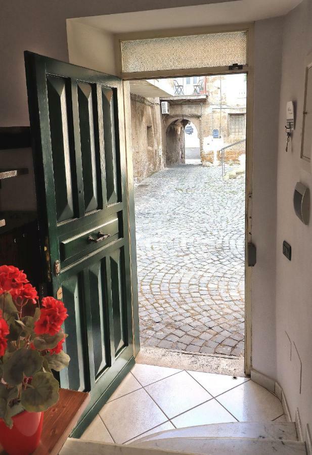 Platea Cavour Villa Sutri Bagian luar foto