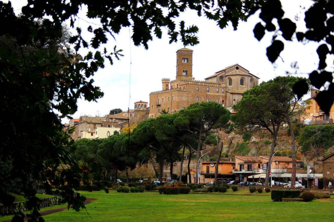 Platea Cavour Villa Sutri Bagian luar foto