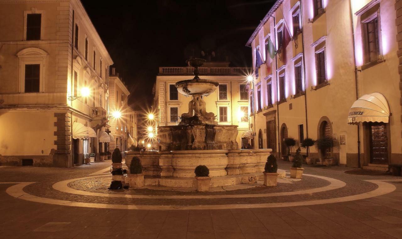 Platea Cavour Villa Sutri Bagian luar foto